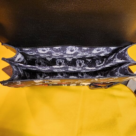 Loungefly IT I Heart Horror It Pennywise Glow In Dark Halloween Crossbody Bag - Picture 9 of 12